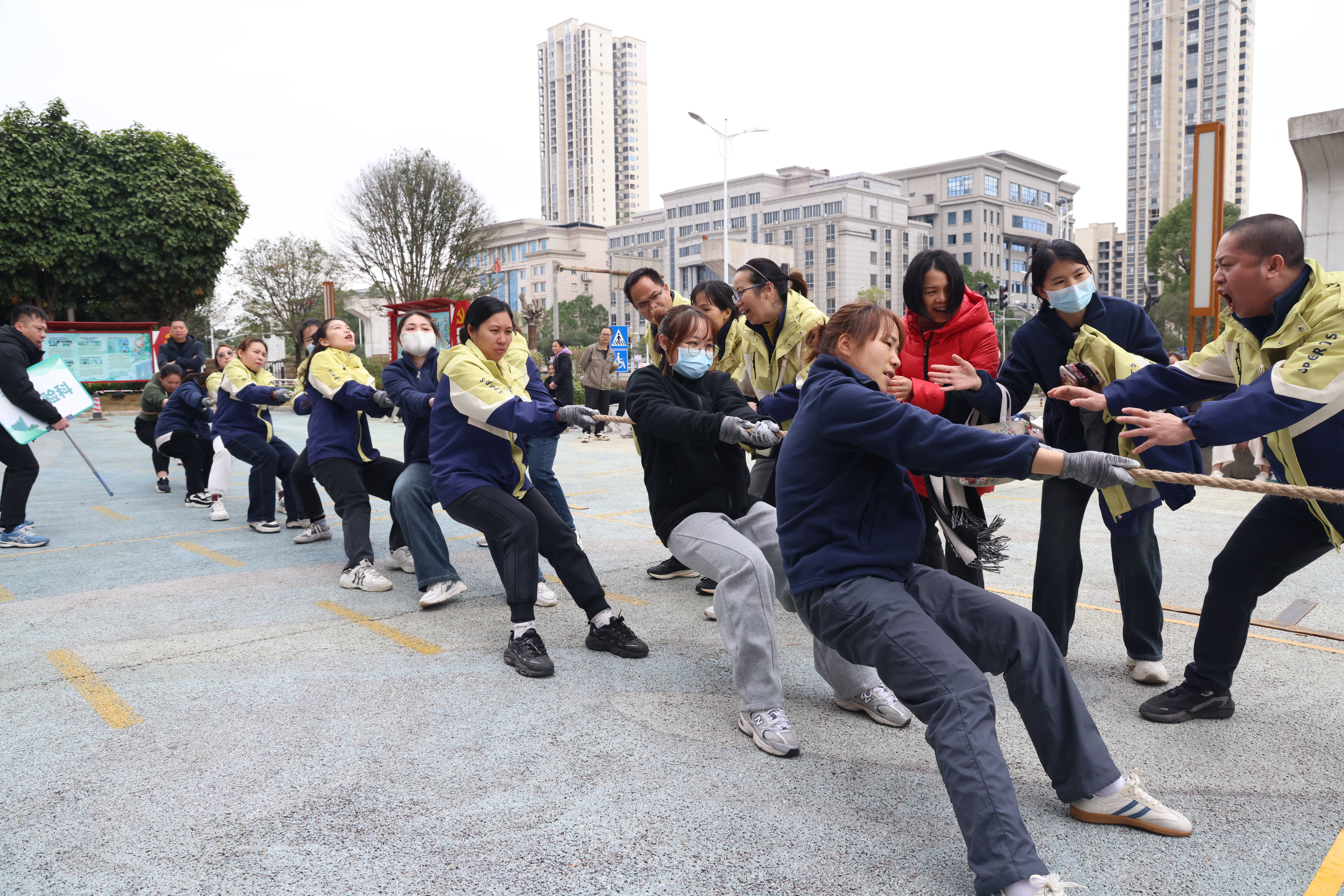 米兰体育app官网下载-西班牙足球风采赛场绽放，赛事精彩